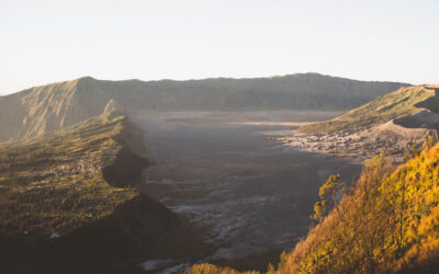 Surabaya – Bromo – Ijen – Bali Tour: The Best East Java Adventure